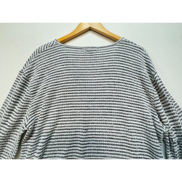 Lane Bryant Womens Chevron Knitted Sweater Size 18/20 Black Gray V-Neck Pullover - Picture 10 of 11